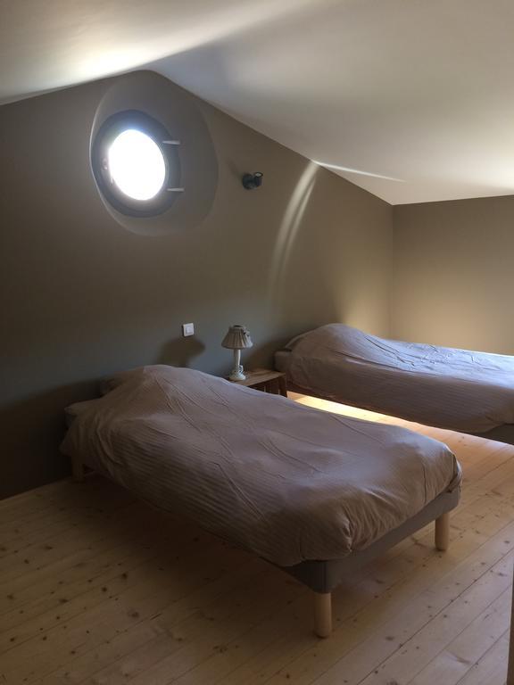Une Sieste En Luberon Бонньё Экстерьер фото